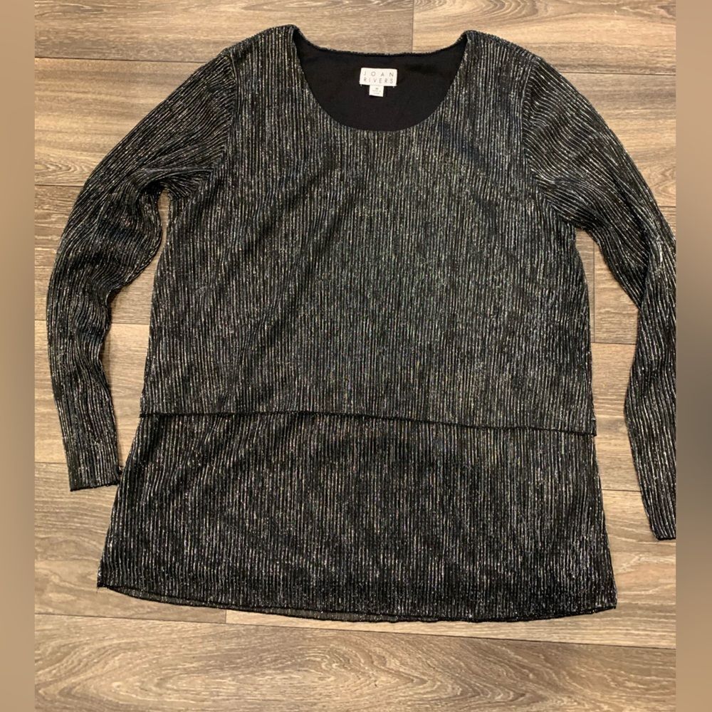 Joan Rivers chiffon overlay long sleeve top.  Size: M Oversized will fit a large